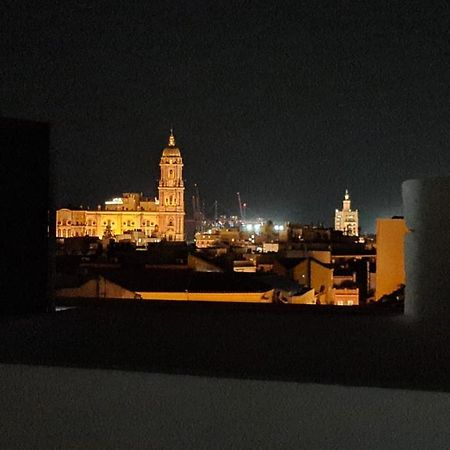 Penthouse With Solarium In The Center Of Malaga-Atico Con Solarium En El Centro De Malaga Lägenhet Exteriör bild