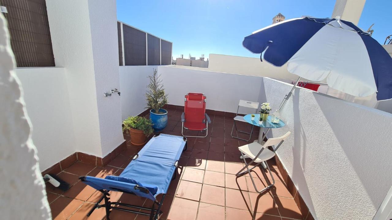 Penthouse With Solarium In The Center Of Malaga-Atico Con Solarium En El Centro De Malaga Lägenhet Exteriör bild