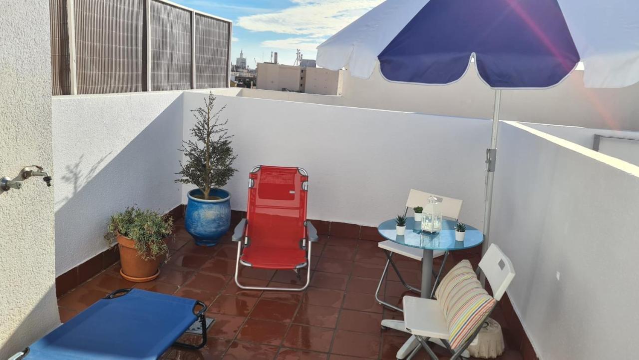 Penthouse With Solarium In The Center Of Malaga-Atico Con Solarium En El Centro De Malaga Lägenhet Exteriör bild